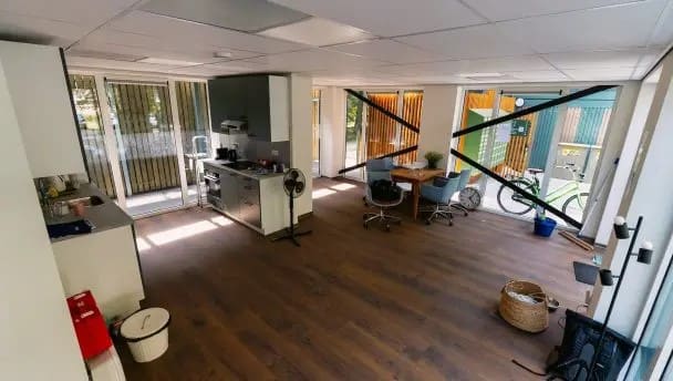 VDL_DeMeeuw_TBV_Wonen83-608×344