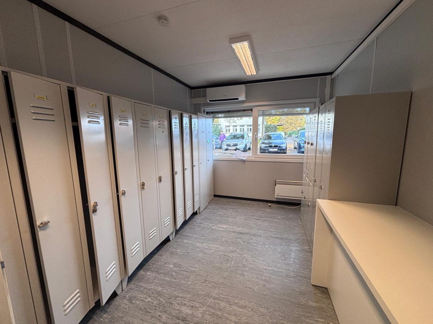 aec16180-f73c-4c3a-bf5e-78376c132c4b